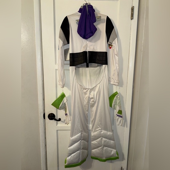 Buzz Lightyear Adaptive Costume for Kids – Toy Story LARGE NWT - Picture 6 of 7